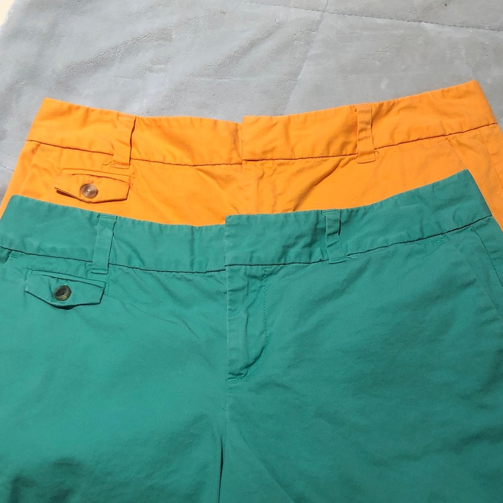 ✨2 for 1 ✨Shorts in Green and Cantaloupe Orange size 8. (Will separate)